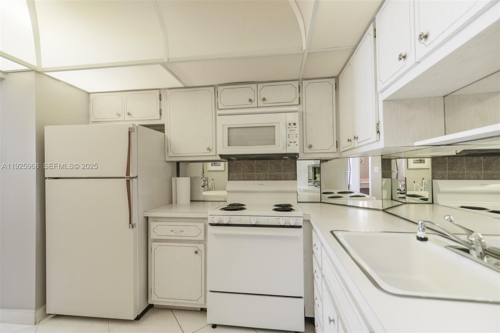 HEMISPHERES CONDO · #5Q in Hallandale Beach - Photo 16