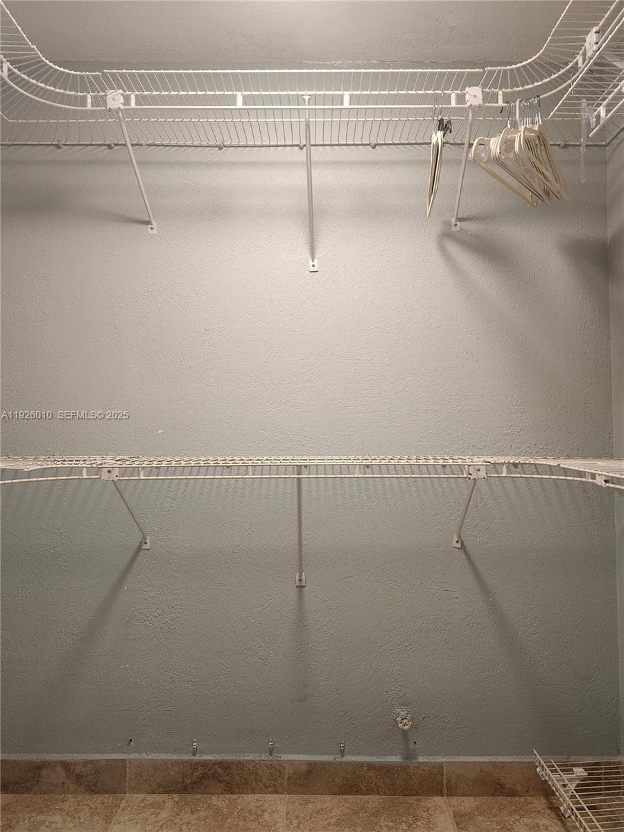 WEST BAY GARDENS CONDO · #312 in Miami Beach - Photo 12