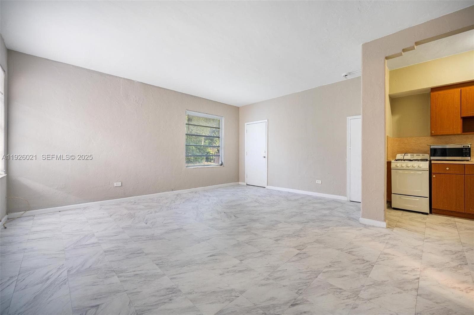 LENOX MANOR · #2 in Miami Beach - Photo 3