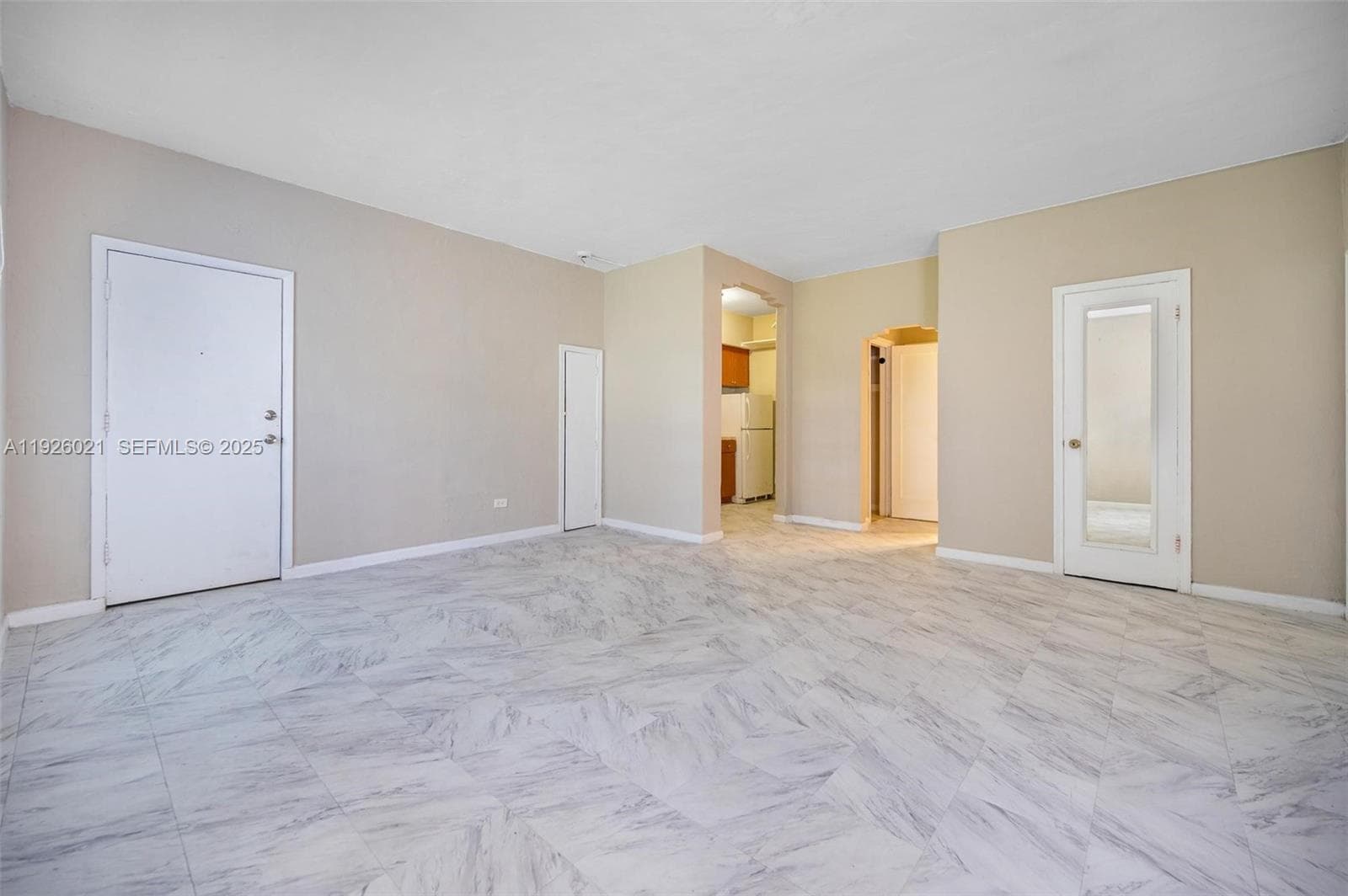 LENOX MANOR · #2 in Miami Beach - Photo 4