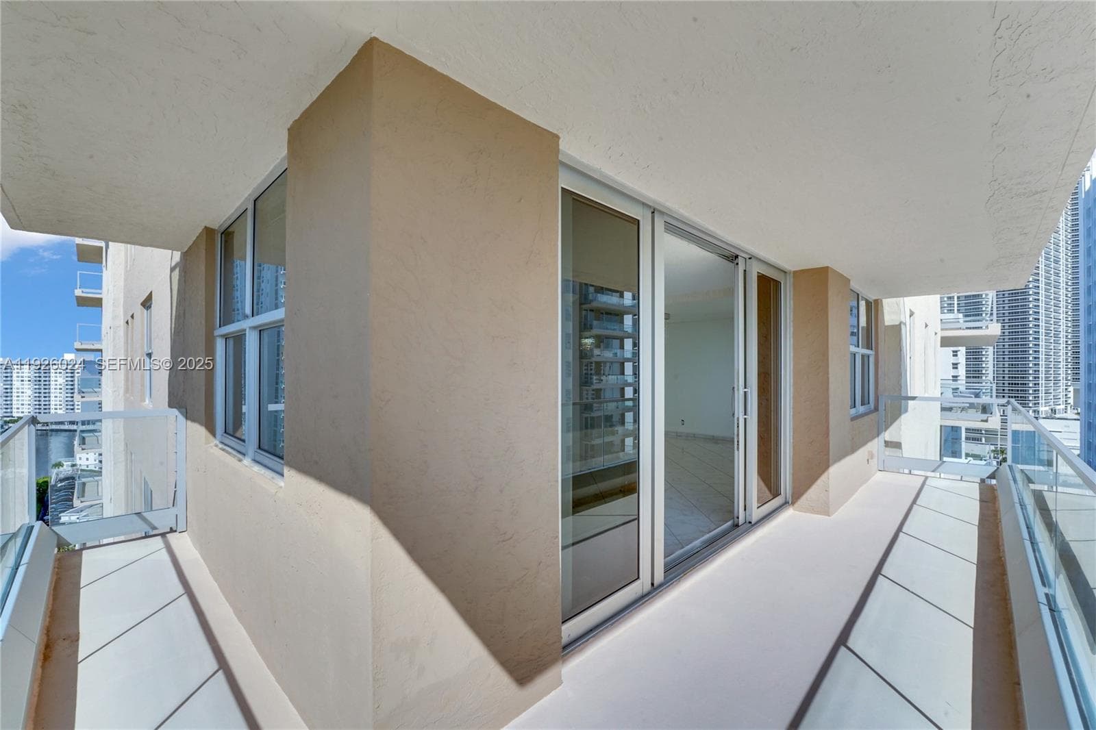 The Malaga · #16B in Hallandale Beach - Photo 27