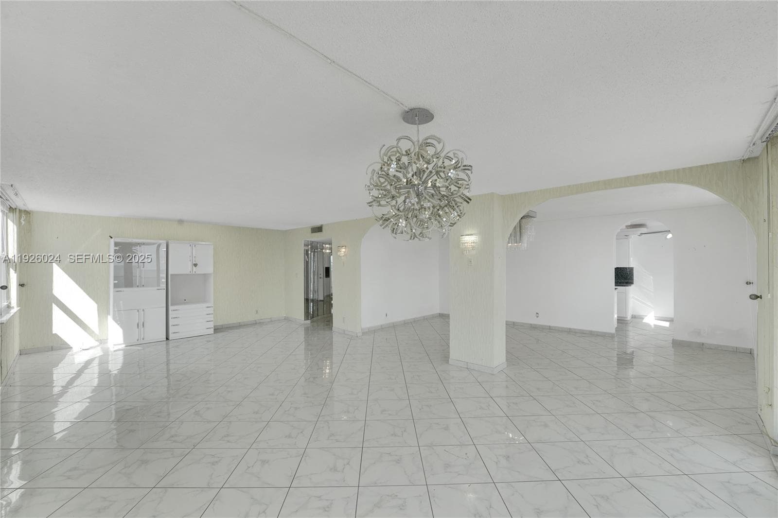 The Malaga · #16B in Hallandale Beach - Photo 18