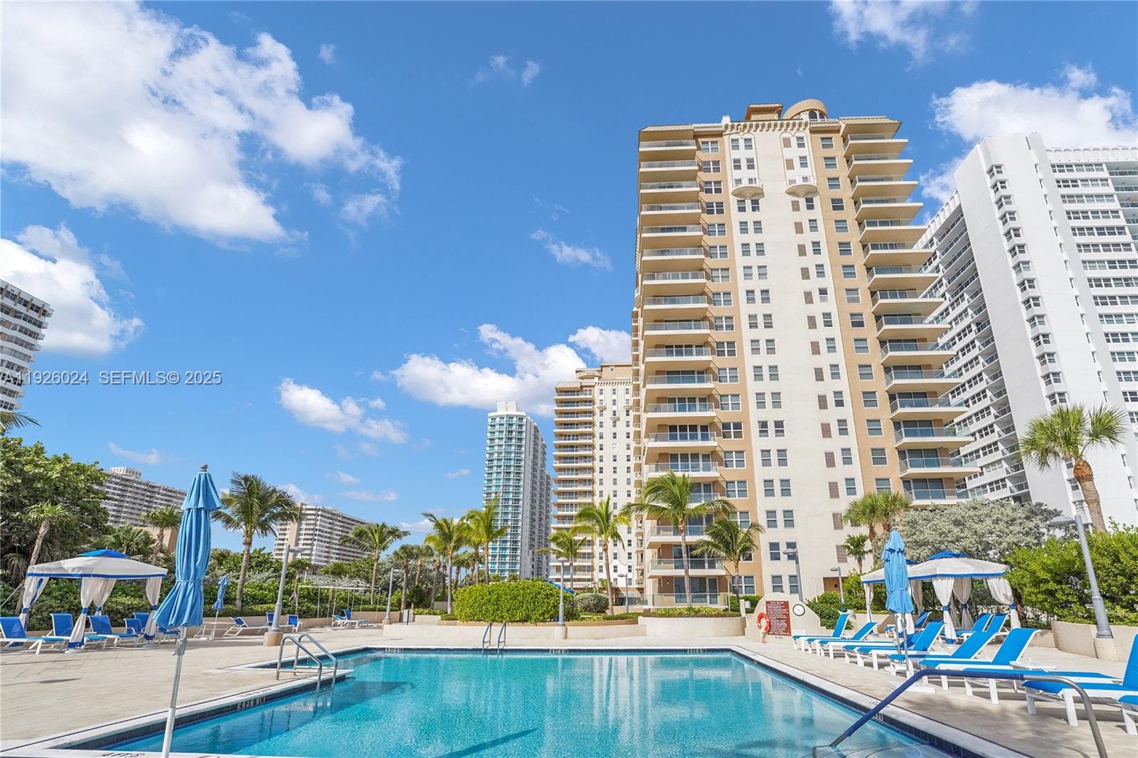 The Malaga · #16B in Hallandale Beach - Photo 55