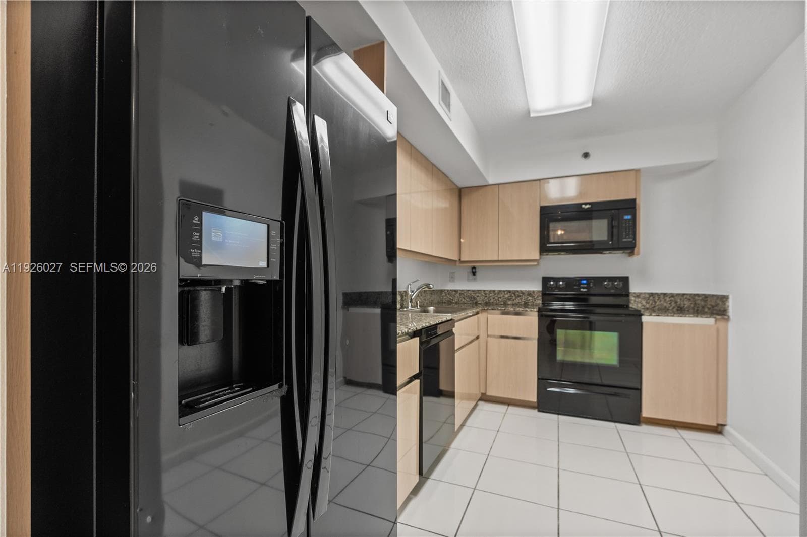 LEXCELLENCE CONDO · #707 in Miami Beach - Photo 27