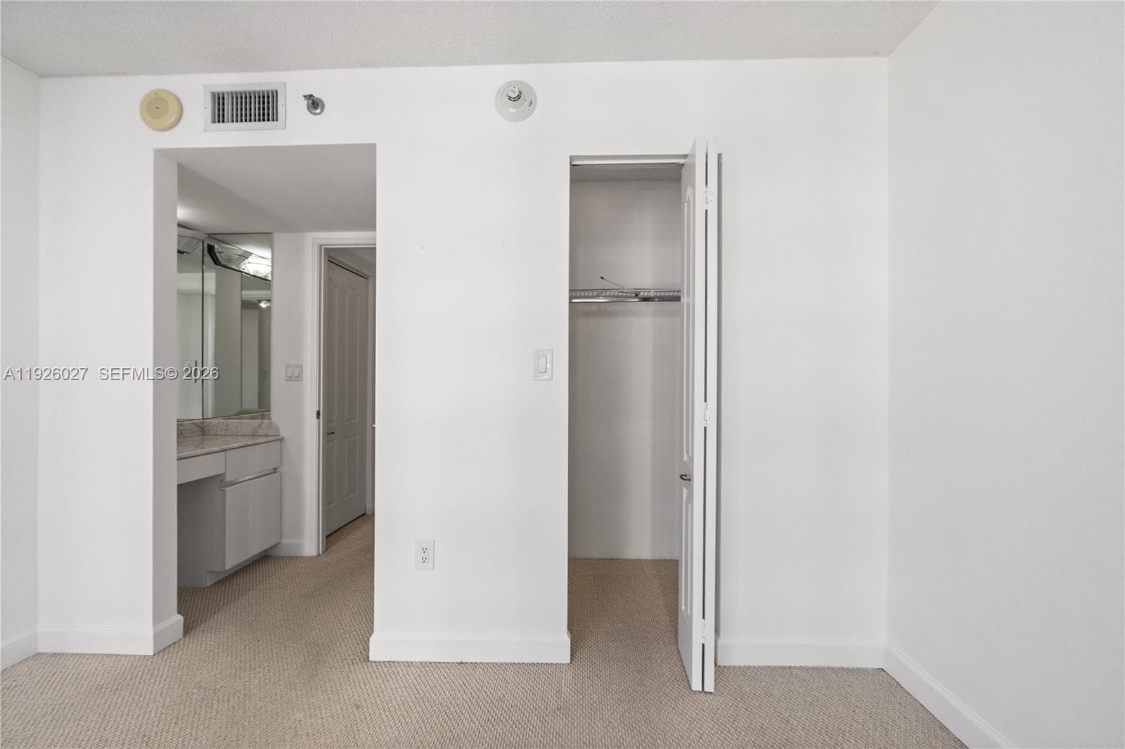 LEXCELLENCE CONDO · #707 in Miami Beach - Photo 36