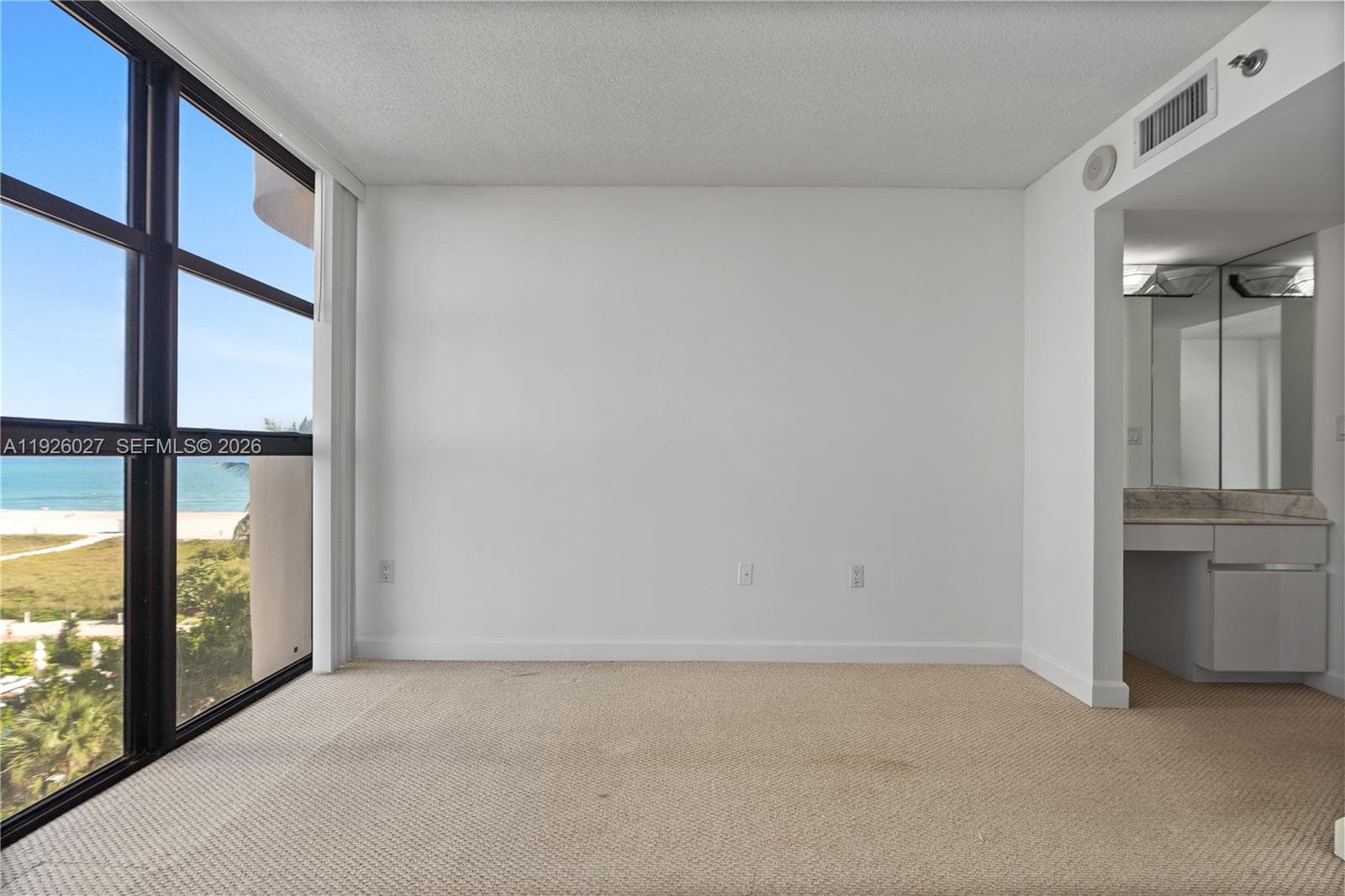 LEXCELLENCE CONDO · #707 in Miami Beach - Photo 32