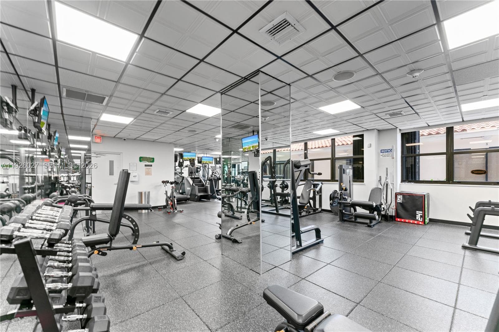 LEXCELLENCE CONDO · #707 in Miami Beach - Photo 75