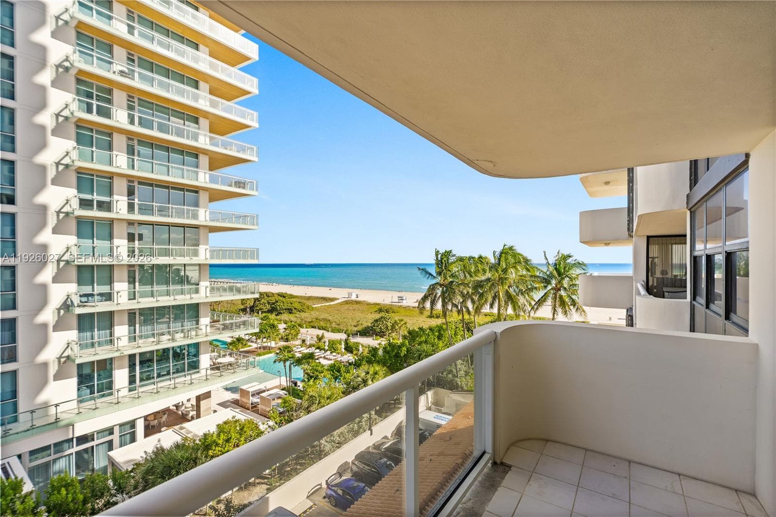 LEXCELLENCE CONDO · #707 in Miami Beach - Photo 9