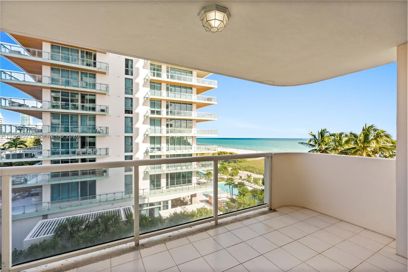 LEXCELLENCE CONDO · #707 in Miami Beach - Photo 10