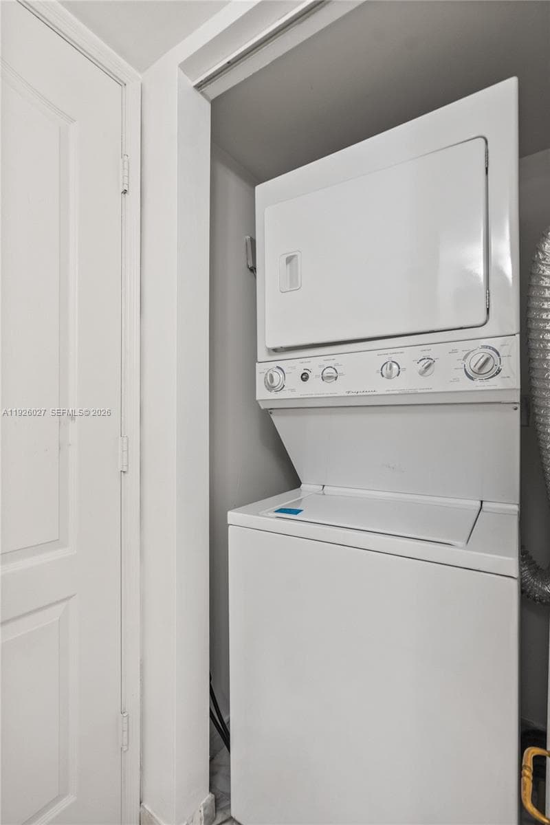 LEXCELLENCE CONDO · #707 in Miami Beach - Photo 49