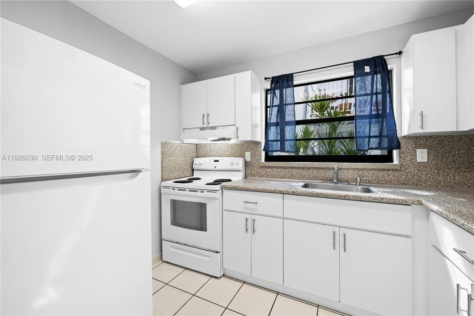 MAPIA CONDO · #1 in Miami Beach - Photo 9
