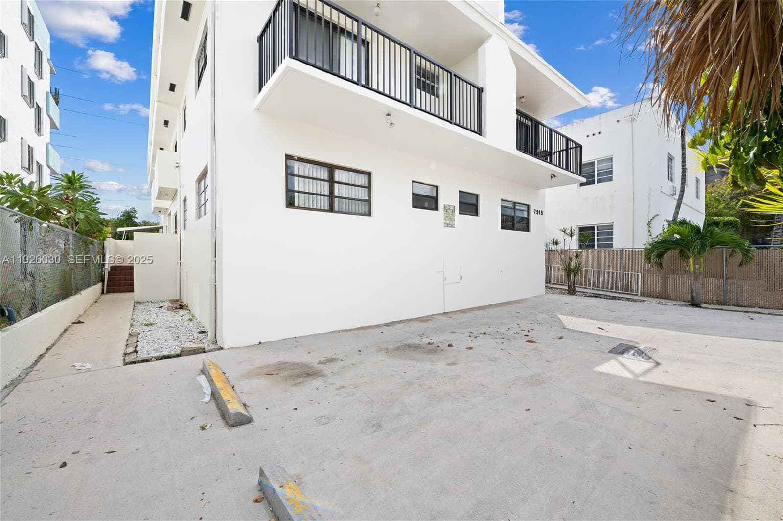 MAPIA CONDO · #1 in Miami Beach - Photo 18