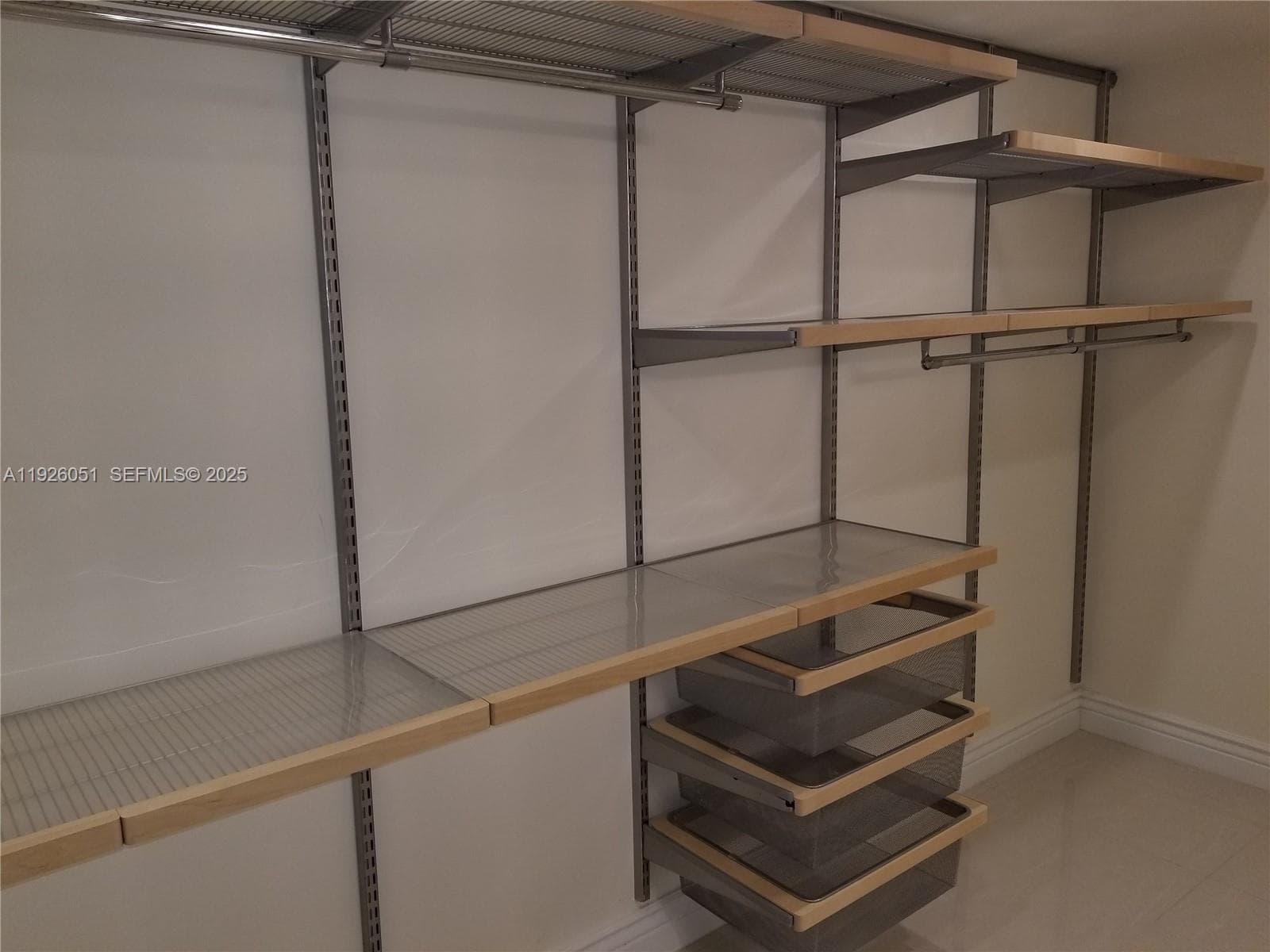 BISCAYA III CONDO · #314 in Aventura - Photo 24