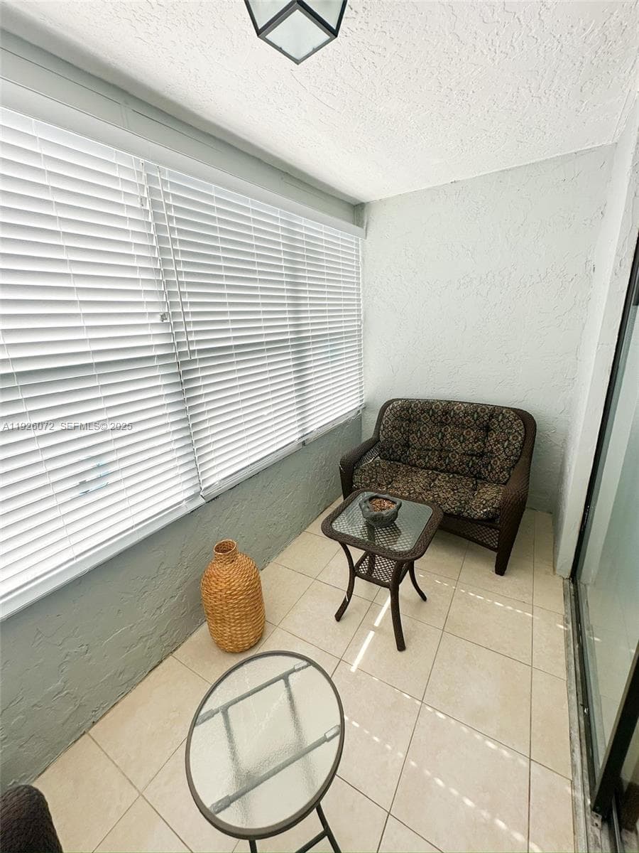 Somerset · #400K in Lauderdale Lakes - Photo 16