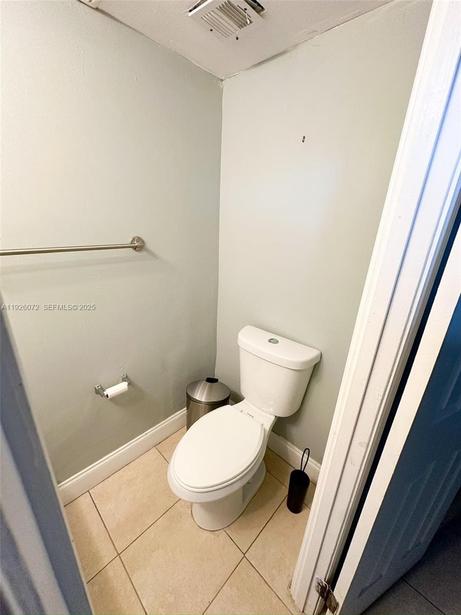 Somerset · #400K in Lauderdale Lakes - Photo 20
