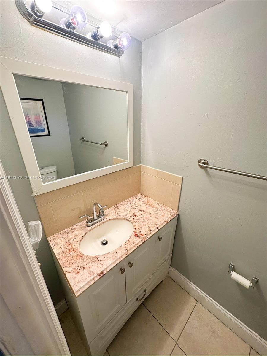 Somerset · #400K in Lauderdale Lakes - Photo 19