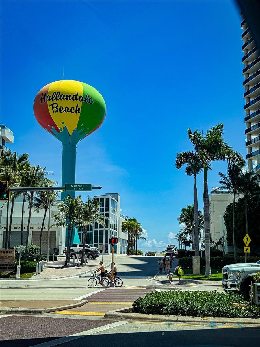 Parker Tower Condo · #210 in Hallandale Beach - Photo 12