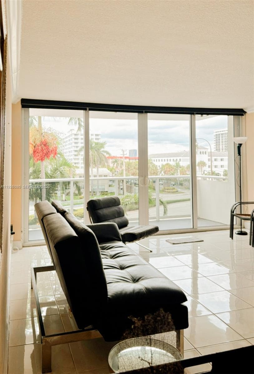 Parker Tower Condo · #210 in Hallandale Beach - Photo 26