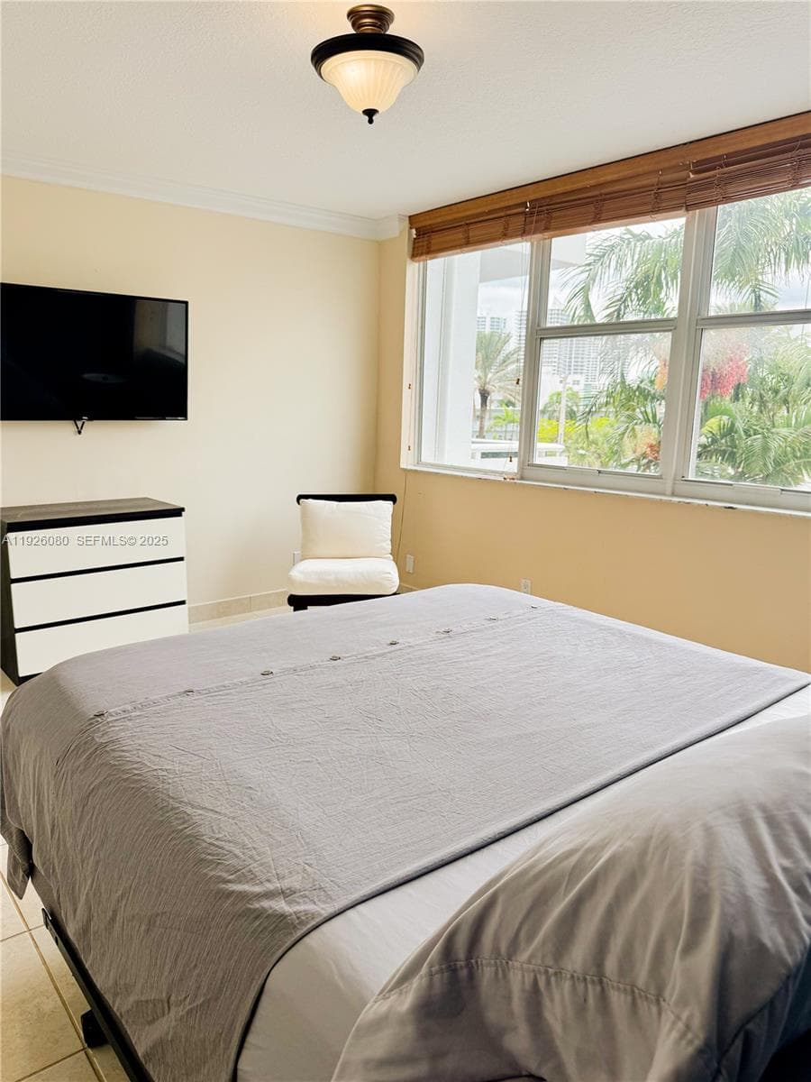 Parker Tower Condo · #210 in Hallandale Beach - Photo 66