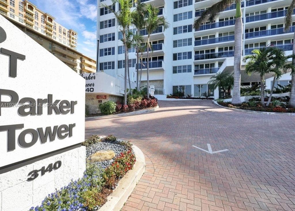 Parker Tower Condo · #210 in Hallandale Beach - Photo 75