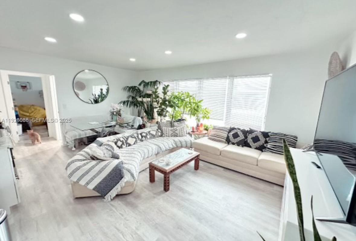Example of living room furnished