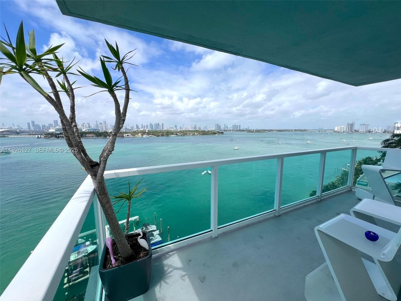 THE FLORIDIAN · #1001 in Miami Beach - Photo 15