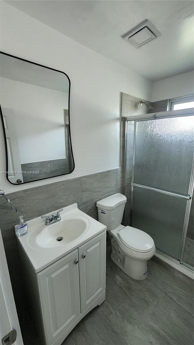 CANAL GROVES · #1 in Dania Beach - Photo 11