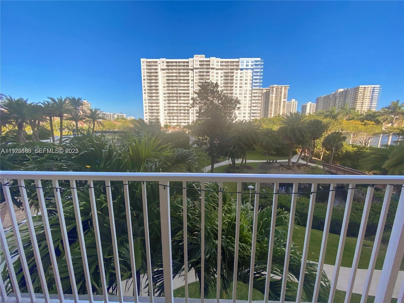 ADMIRALS PORT CONDO WEST · #310W in Aventura - Photo 6