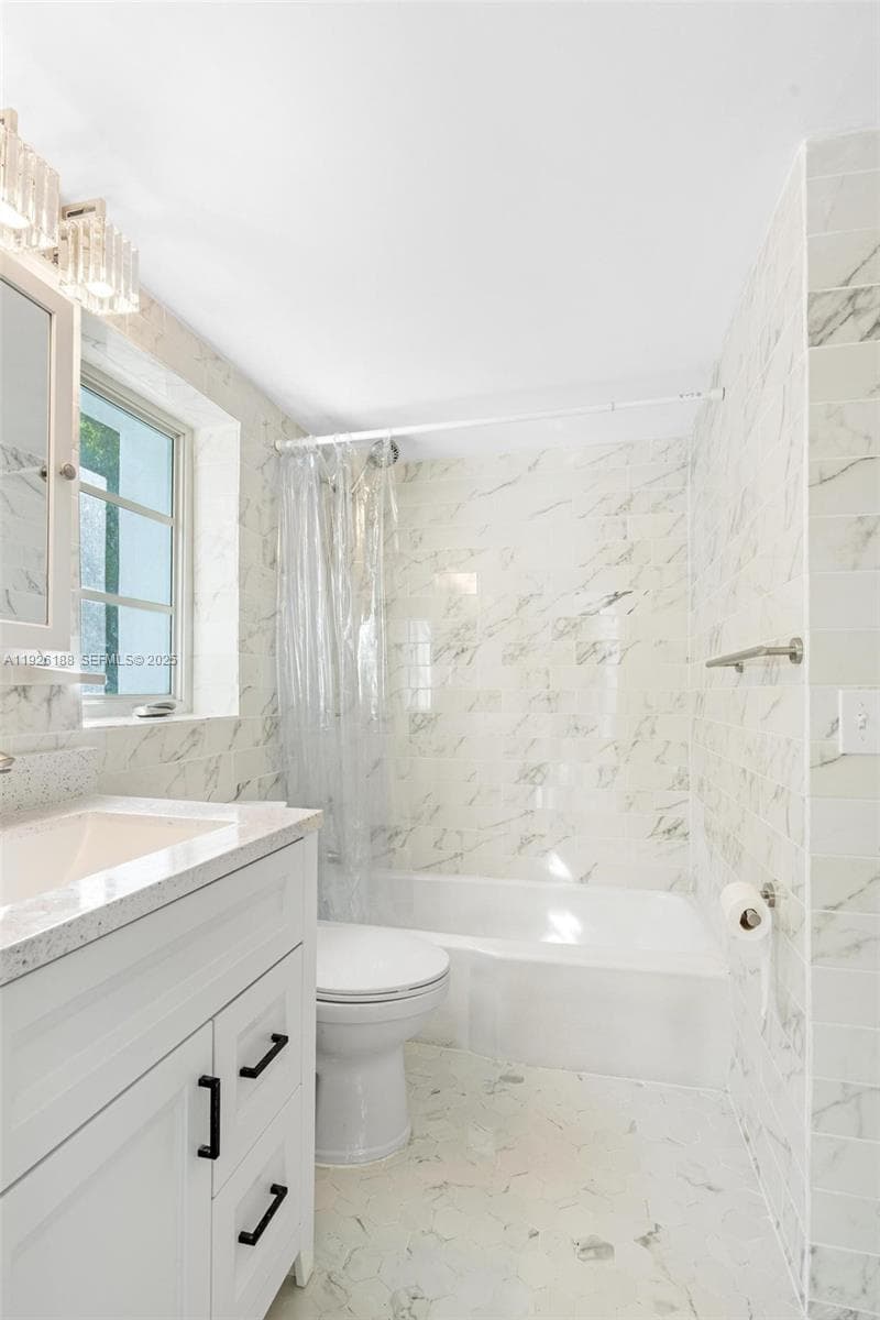 1820 James Condo · #2A in Miami Beach - Photo 23
