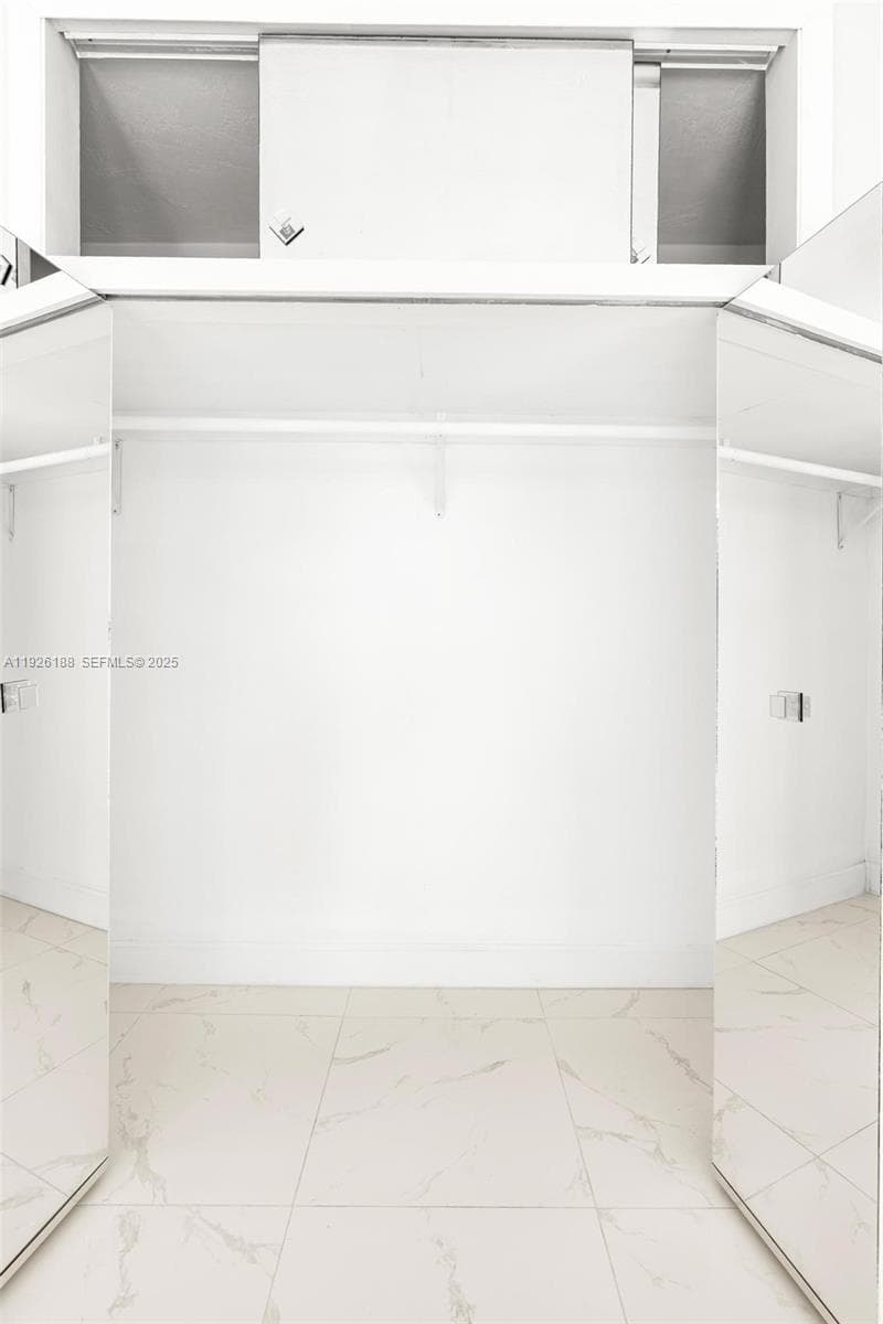1820 James Condo · #2A in Miami Beach - Photo 21