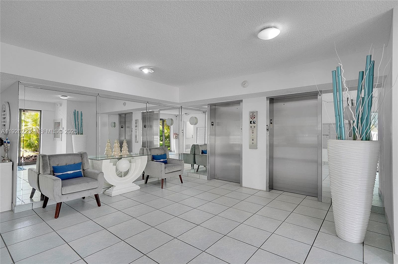TOWNE ROYALE CONDO · #409 in Sunny Isles Beach - Photo 3