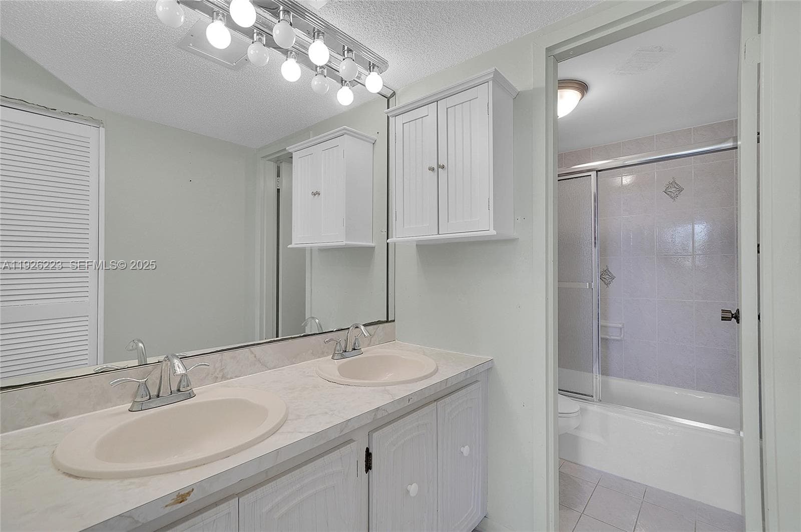 TOWNE ROYALE CONDO · #409 in Sunny Isles Beach - Photo 15