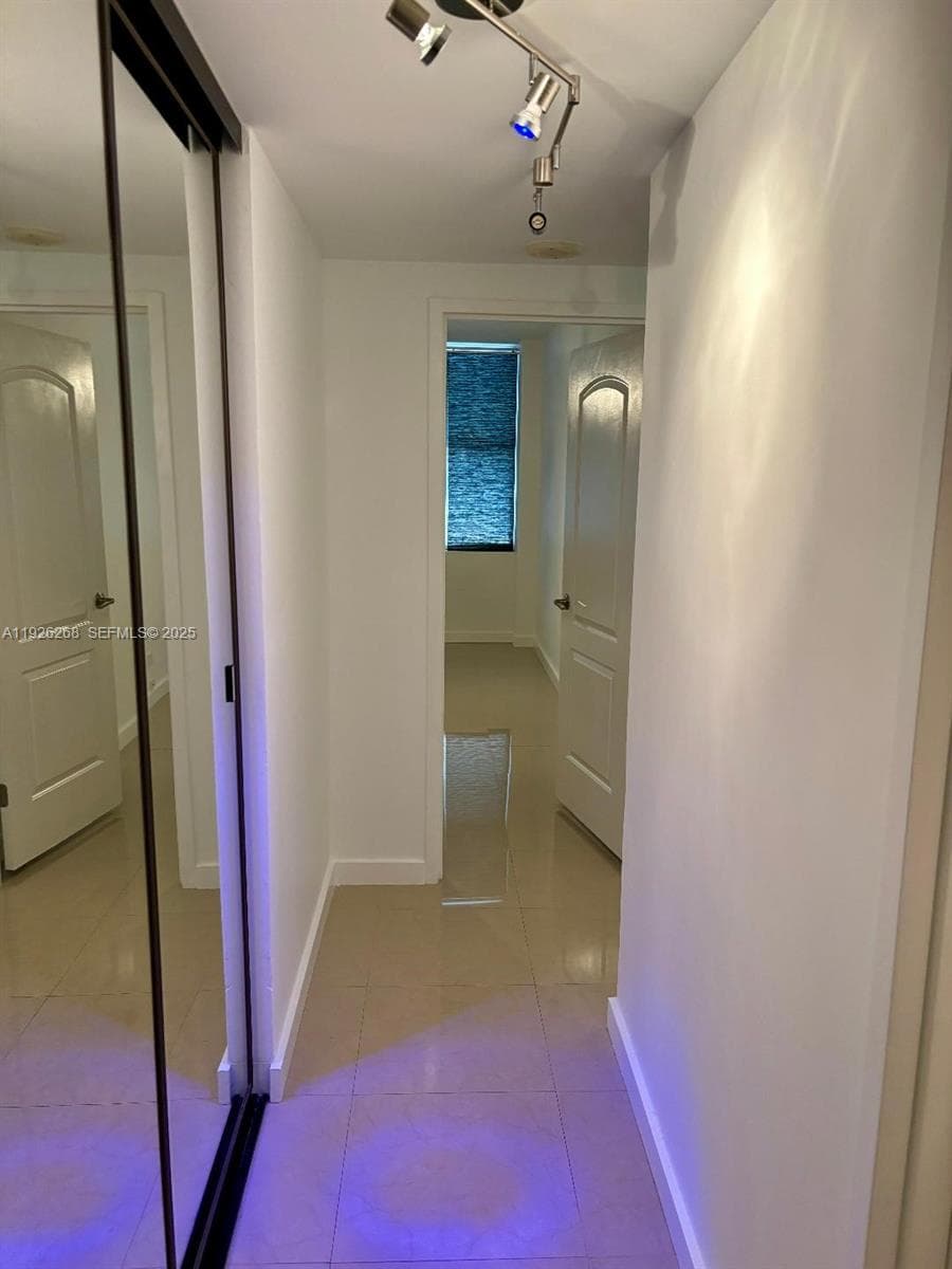 PARKVIEW POINT CONDO · #1R in Miami Beach - Photo 22