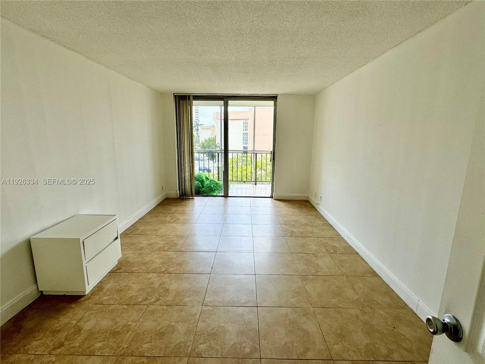 DESOTO PARK CONDO · #417 in Hallandale Beach - Photo 4