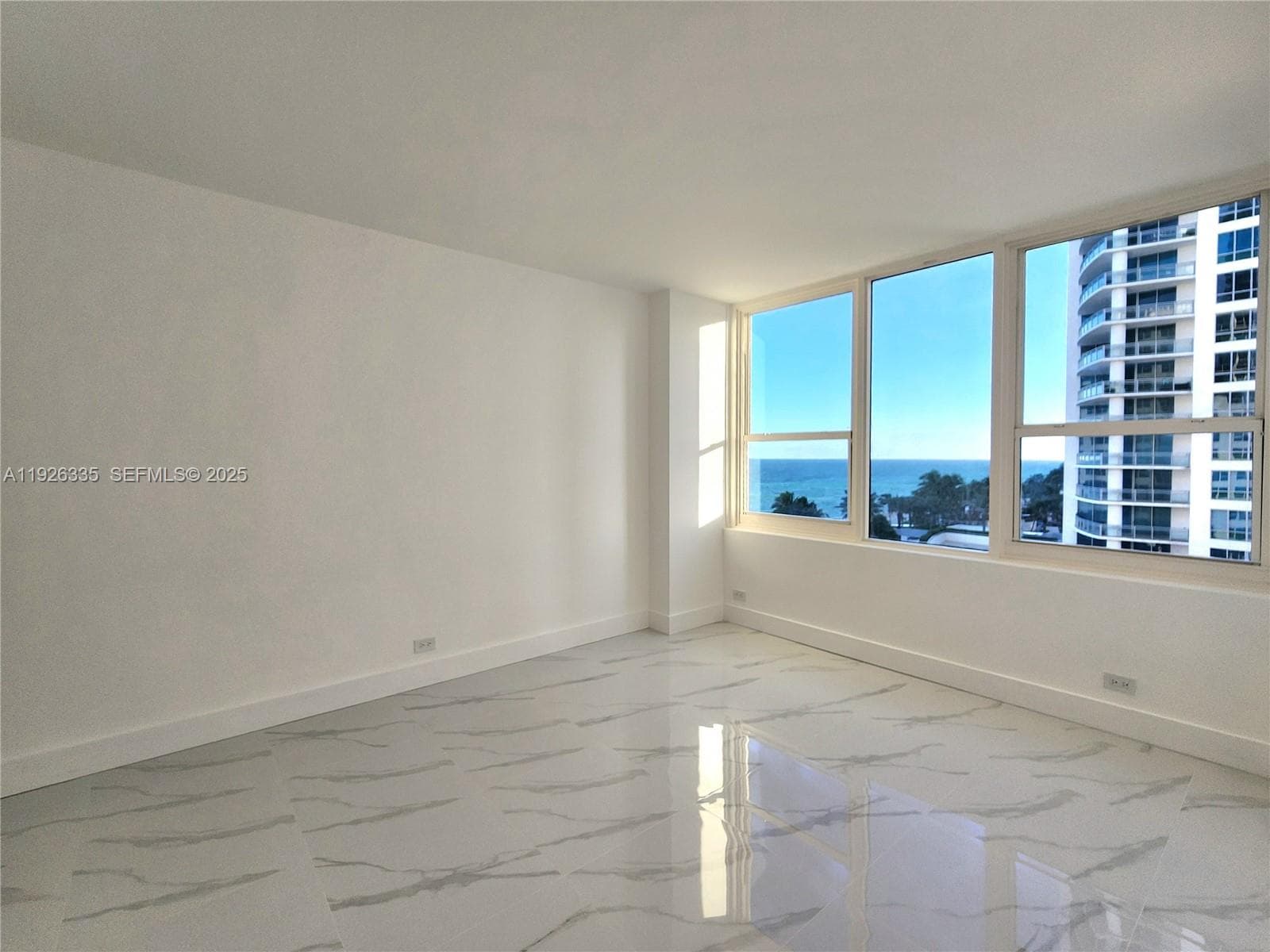 Alexander Towers · #716 in Hollywood - Photo 20
