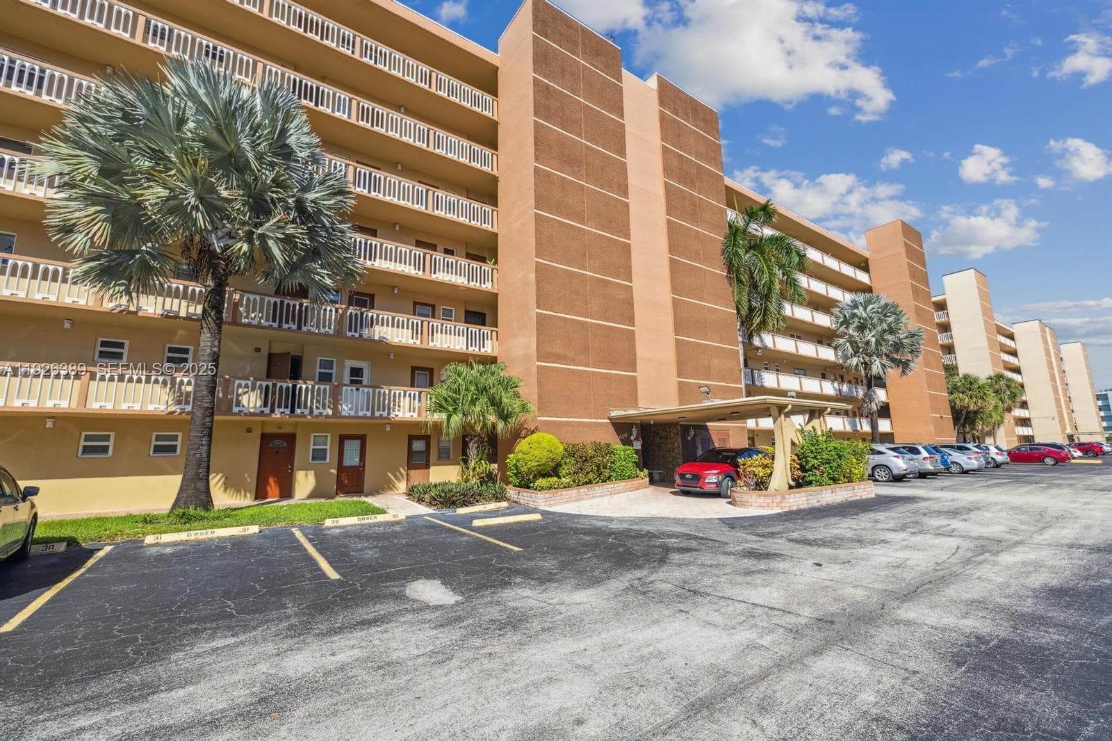 MEADOWBROOK TOWERS CONDO · #304 in Hallandale Beach - Photo 8