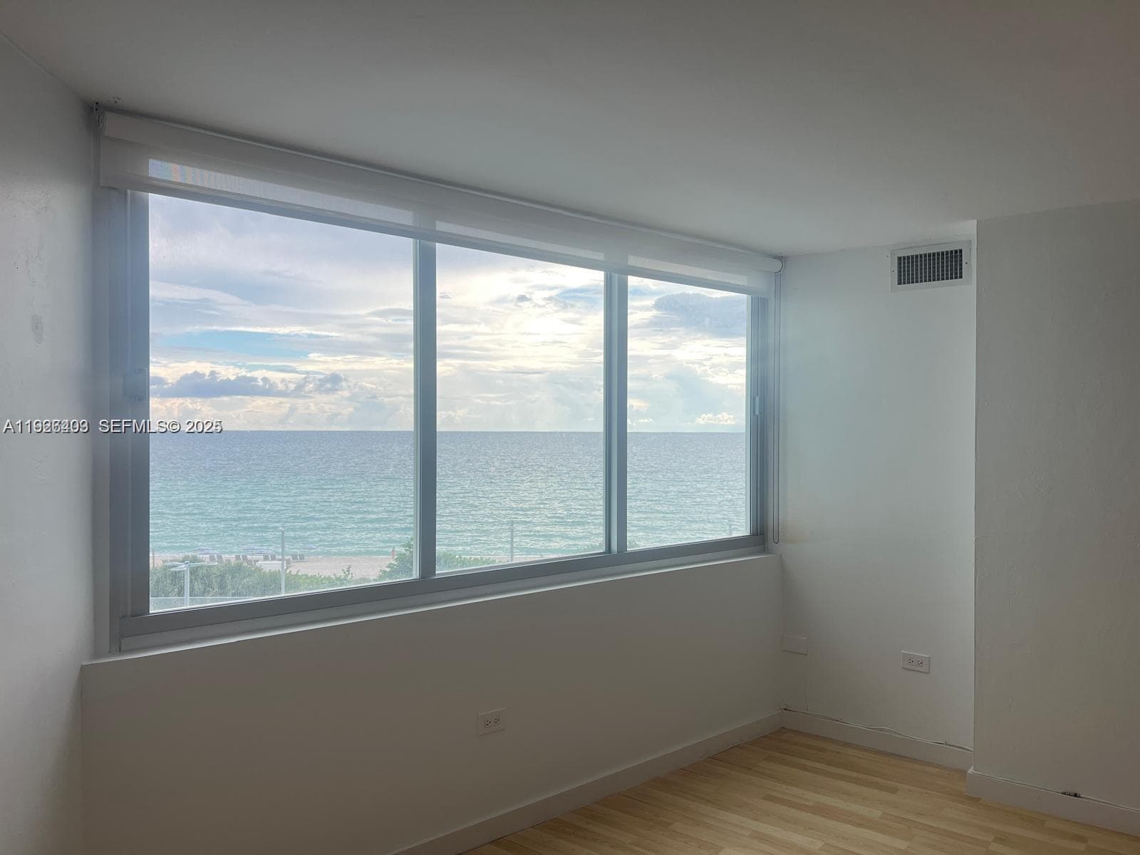 BURLEIGH HOUSE CONDO · #512 in Miami Beach - Photo 3