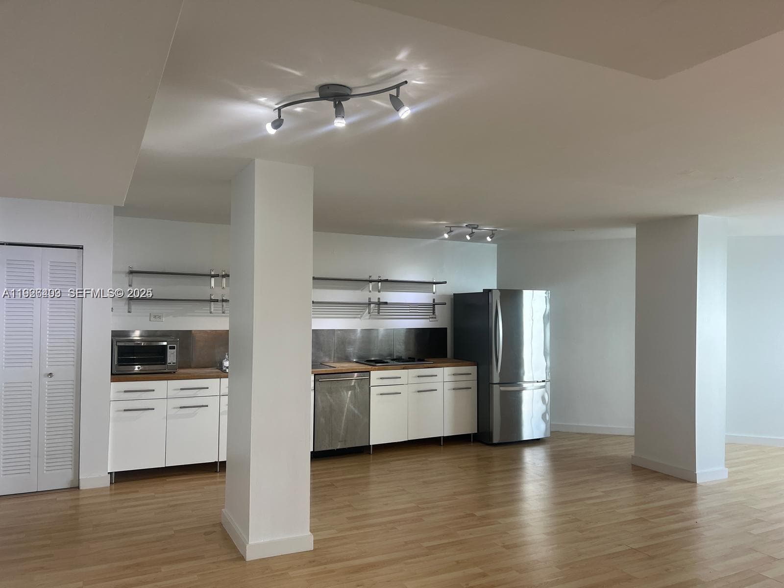 BURLEIGH HOUSE CONDO · #512 in Miami Beach - Photo 5