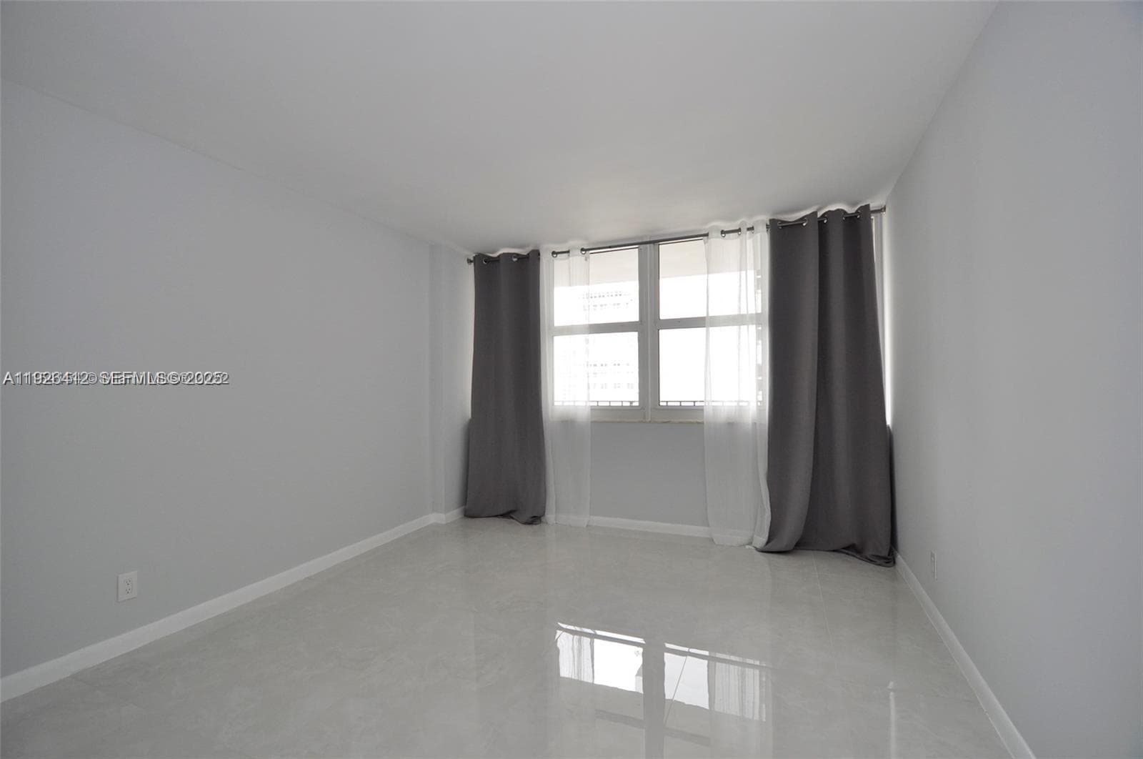 Parker Plaza · #1504 in Hallandale Beach - Photo 16