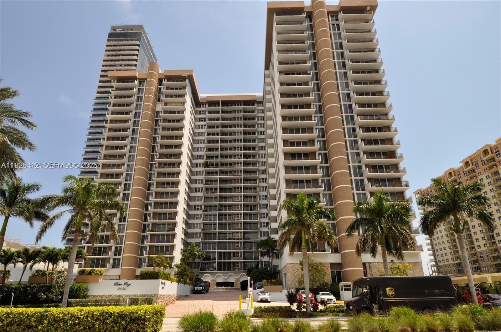 Parker Plaza · #1504 in Hallandale Beach - Photo 1