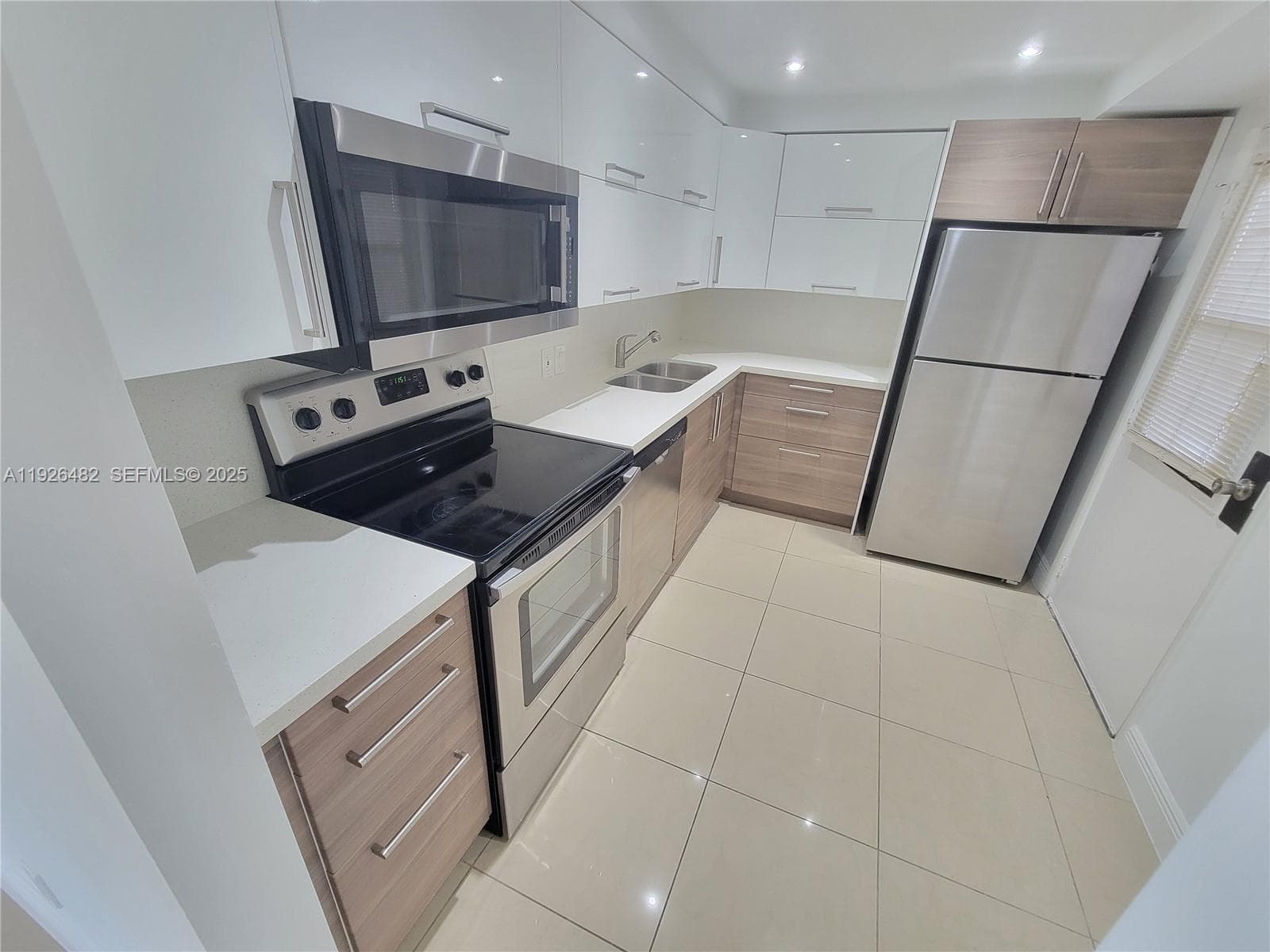 BRAVURA I CONDO · #811 in Aventura - Photo 11