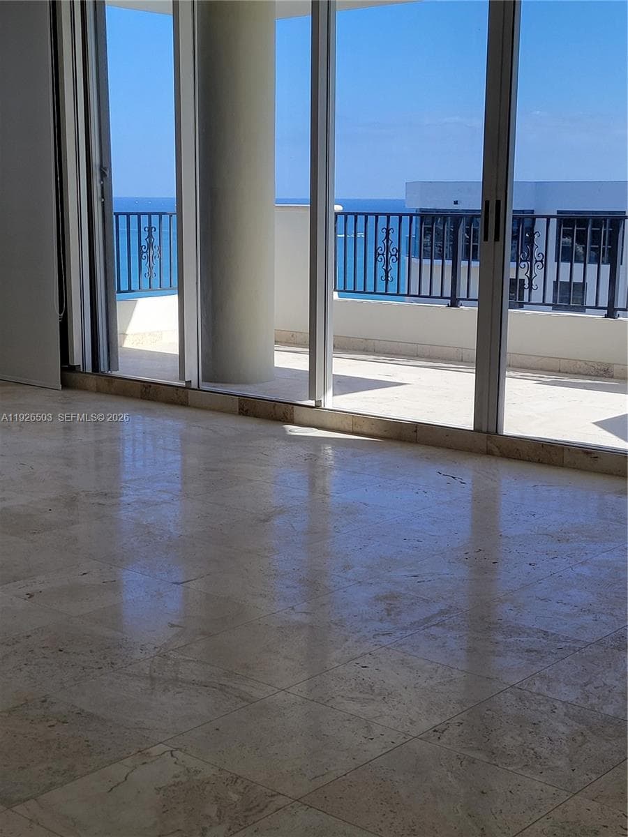 Florida Towers Condo · #1802 in Miami Beach - Photo 13