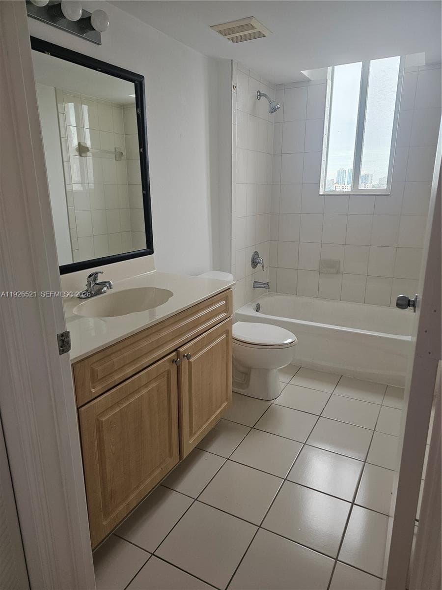 THE CITADEL CONDO · #604 in Miami - Photo 9