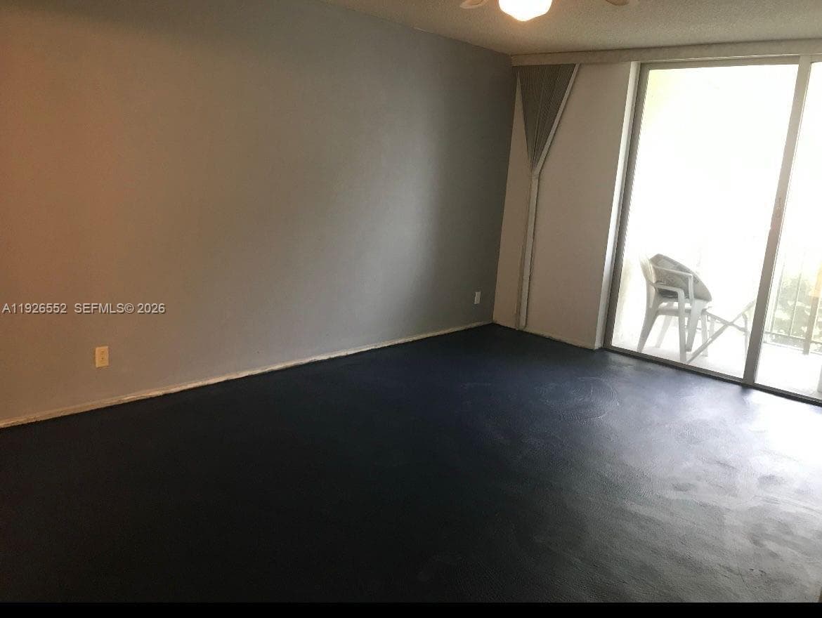 DESOTO PARK CONDO · #110 in Hallandale Beach - Photo 17