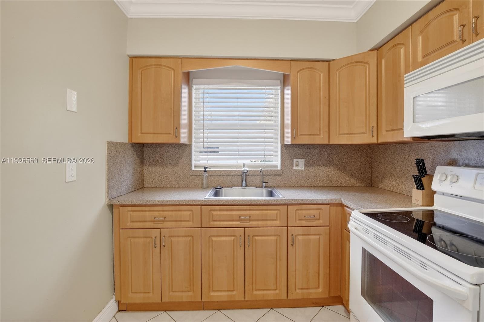 Waterway Condo · #S315 in Hollywood - Photo 7