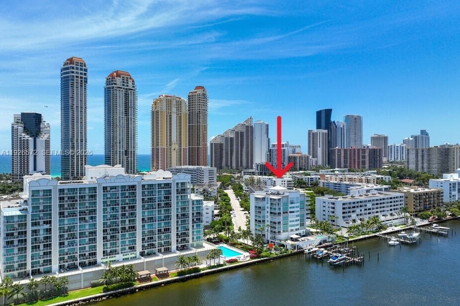LE MONTCALM CONDO · #603 in Sunny Isles Beach - Photo 31