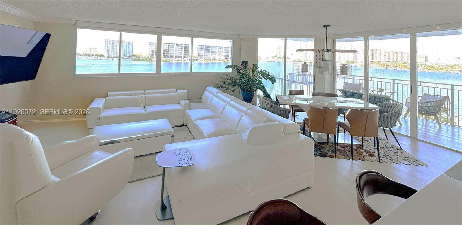 LE MONTCALM CONDO · #603 in Sunny Isles Beach - Photo 4