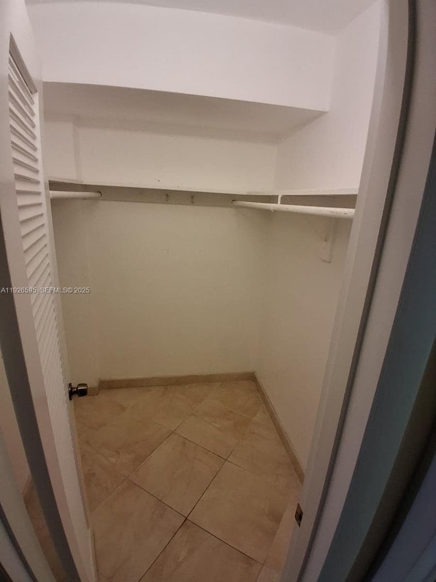 Point East · #L302 in Aventura - Photo 12
