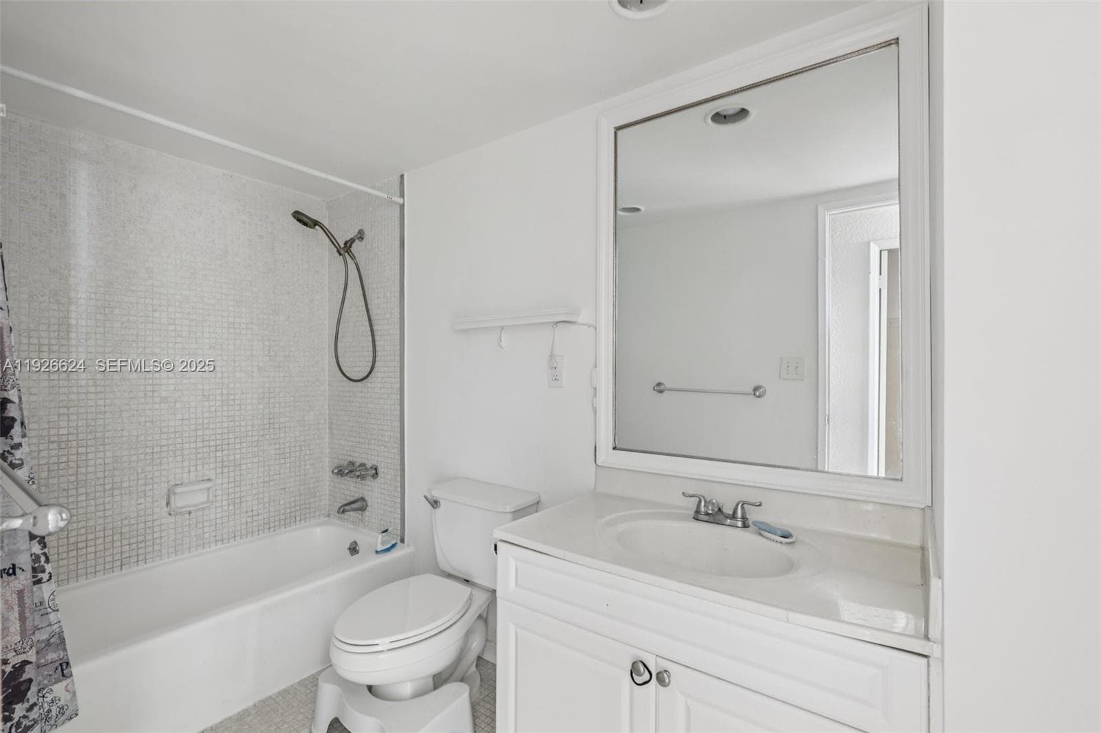 OCEANVIEW BUILDING A COND · #1602 in Sunny Isles Beach - Photo 23