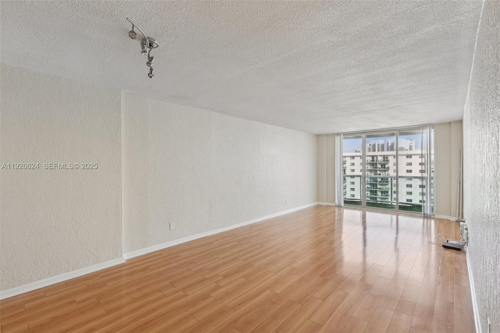 OCEANVIEW BUILDING A COND · #1602 in Sunny Isles Beach - Photo 10